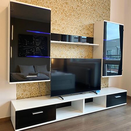 Top Floor Studio With Terrace Прага Екстер'єр фото