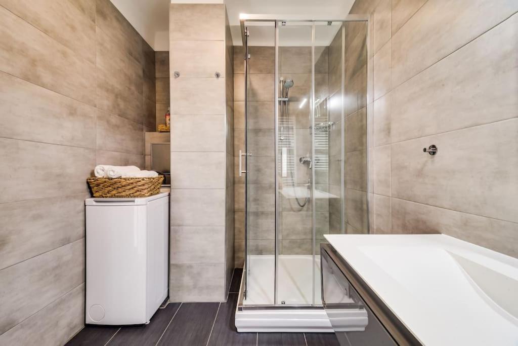 Top Floor Studio With Terrace Прага Екстер'єр фото
